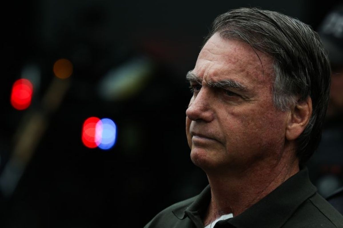 Moraes determina transferência de Bolsonaro para Papudinha