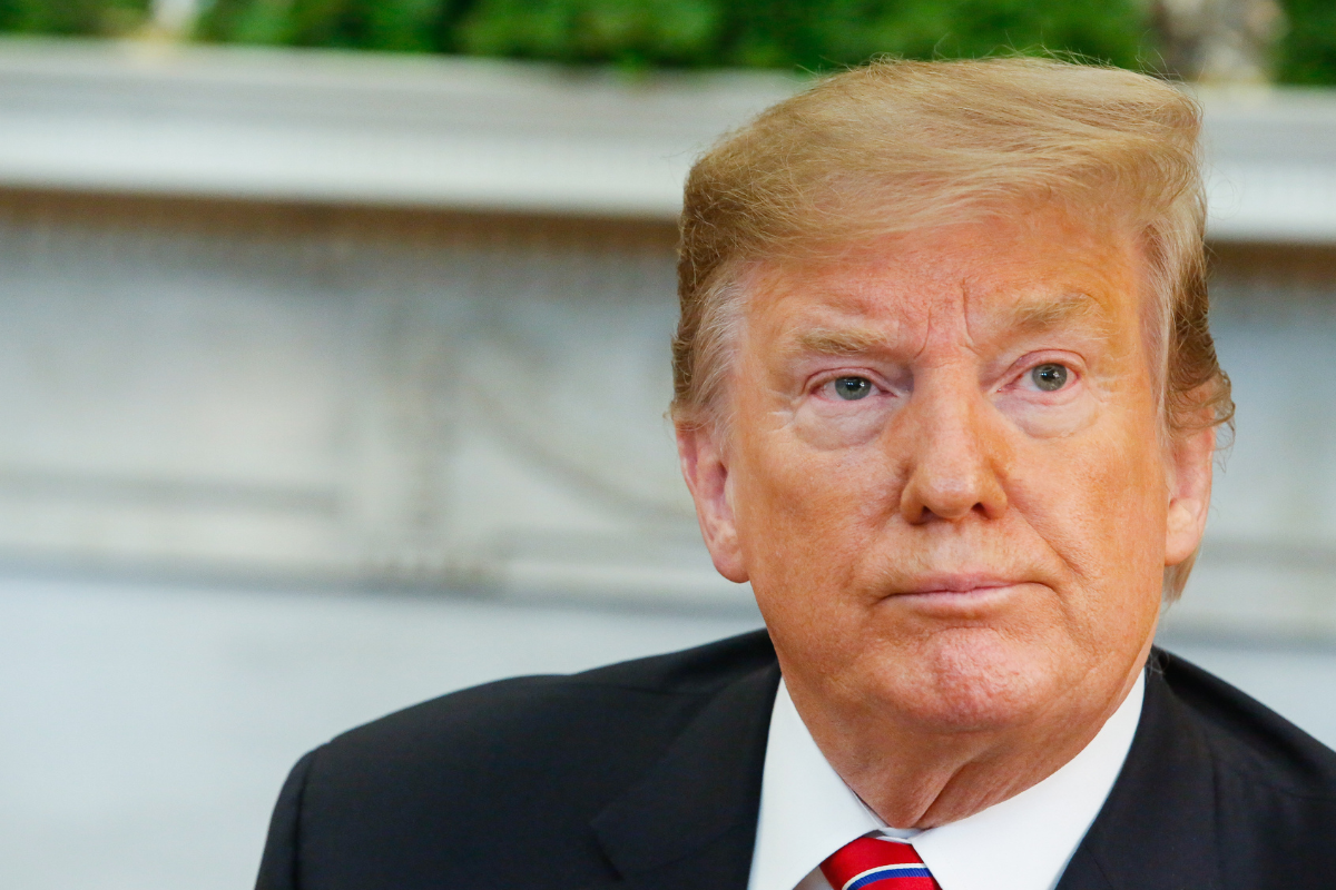 Trump fala em ação militar contra a Colômbia após ofensiva dos EUA na Venezuela