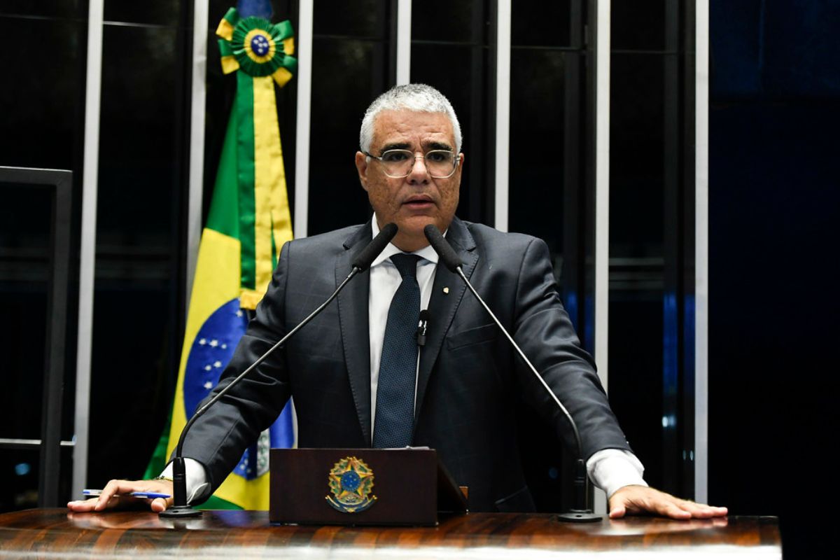 Dark Horse: Girão diz que ataque de Zema a Flávio foi reação “precipitada”