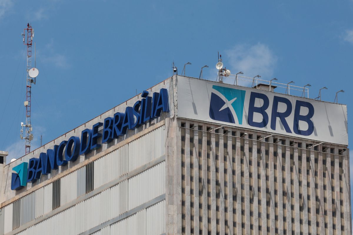 Bloqueio de ações do BRB amplia crise do Banco Master