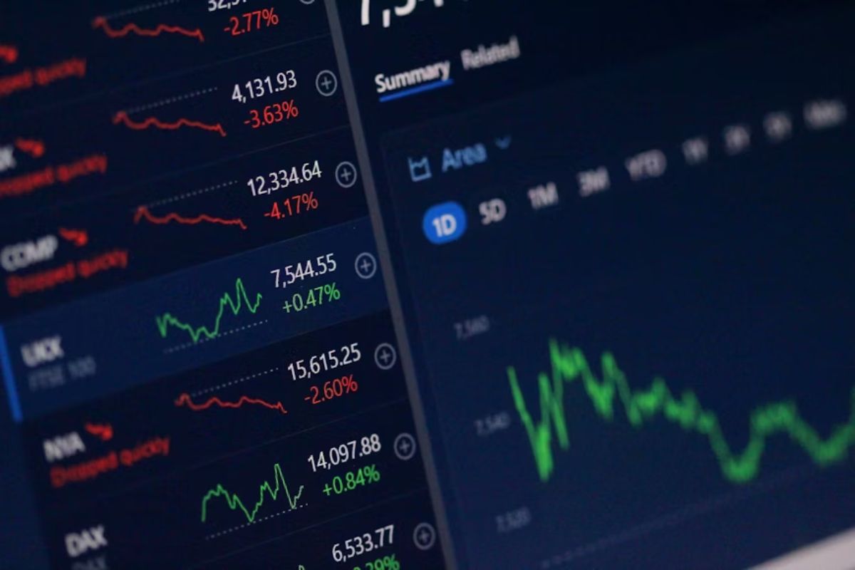 Ibovespa bate novo recorde e chega perto dos 149 mil pontos; o que esperar da Bolsa hoje