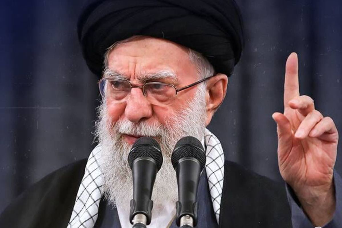 Entenda como funciona o processo de sucessão no Irã após a morte de Khamenei