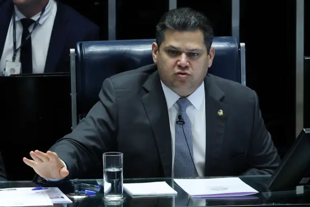 Congresso marca votação do Orçamento 2026, anuncia Davi Alcolumbre