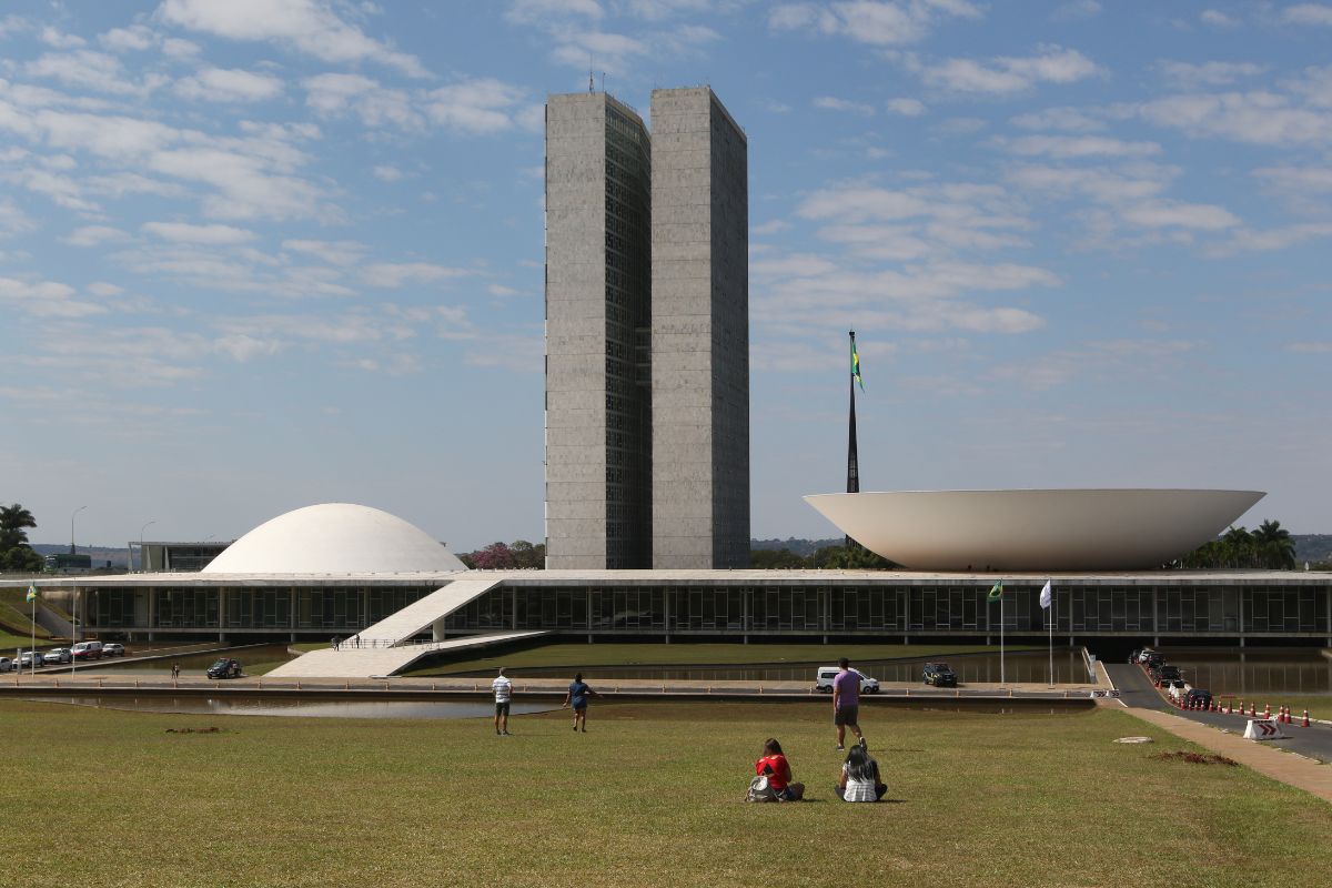 Penduricalhos: TCU aprova brecha para servidores do Legislativo