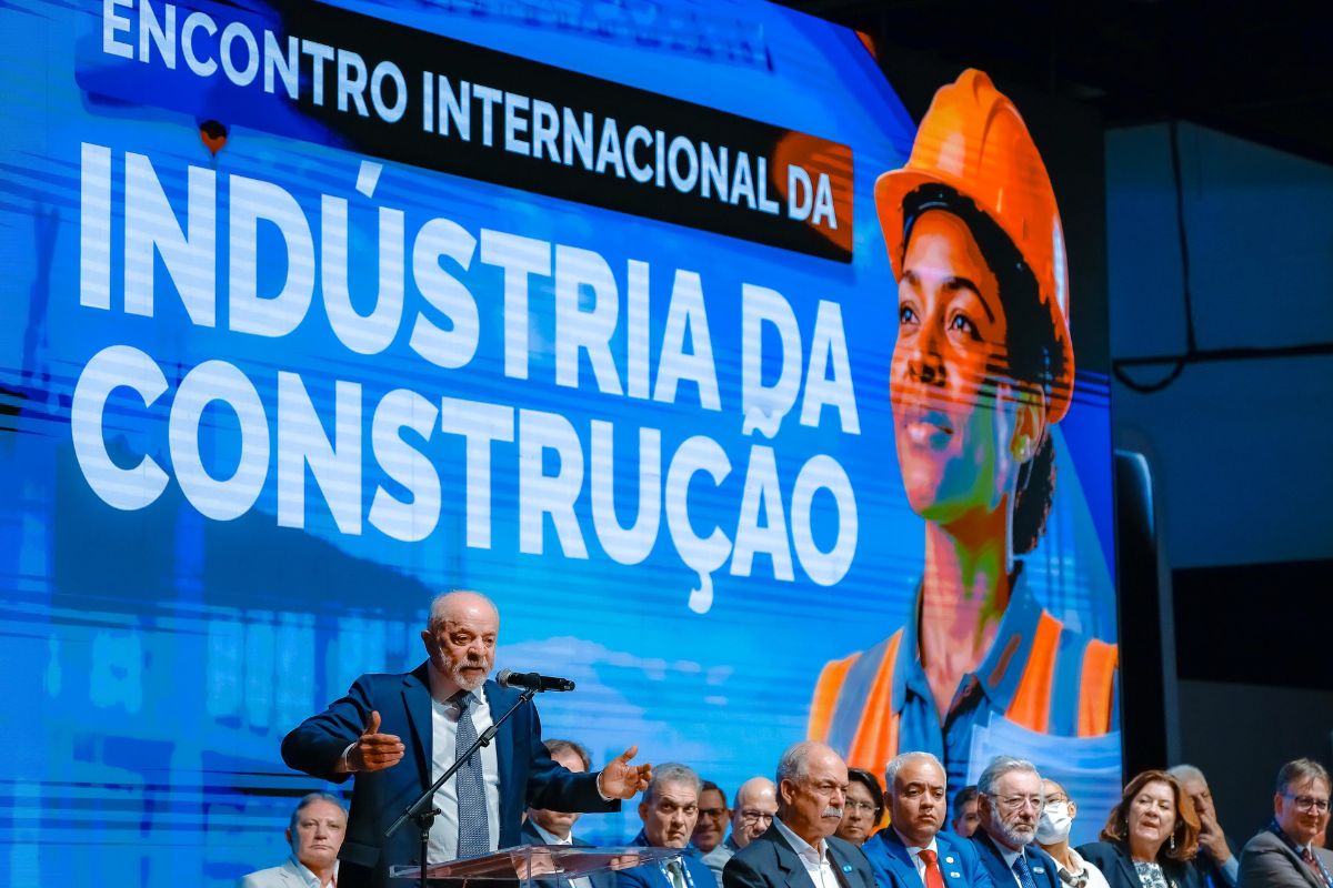 “Não fiquem assustados”, disse Lula a empresários sobre o fim da escala 6×1