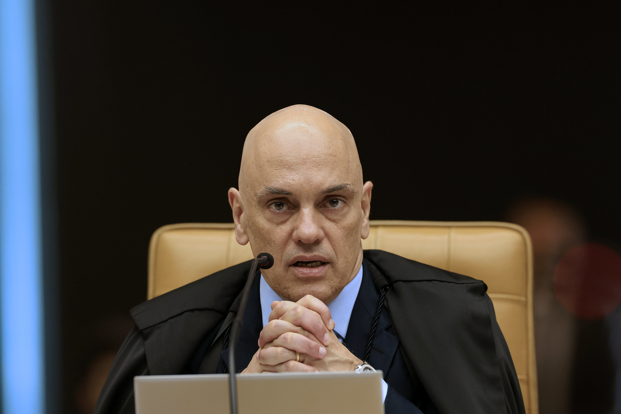 Entenda a decisão de Moraes que mirou grupo que vendia dados de ministros do STF