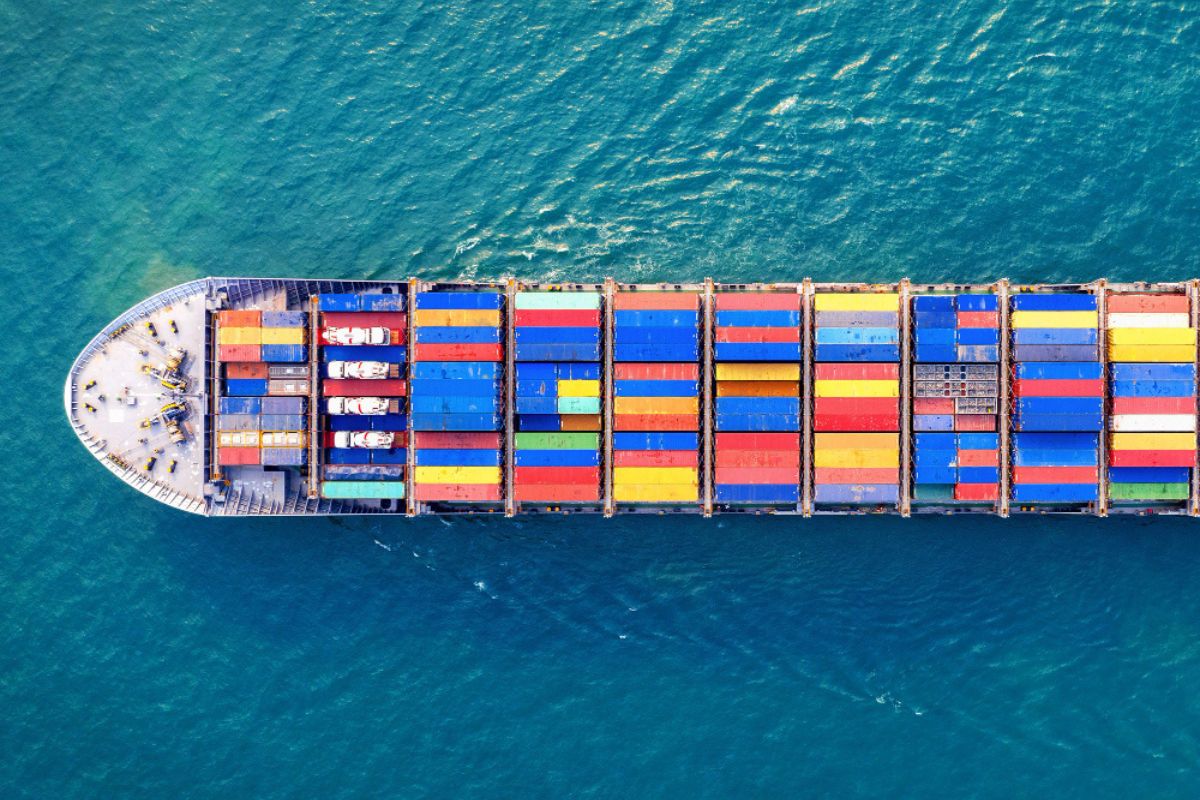 EUA quer suspender lei temporariamente para melhorar transporte marítimo em meio à guerra