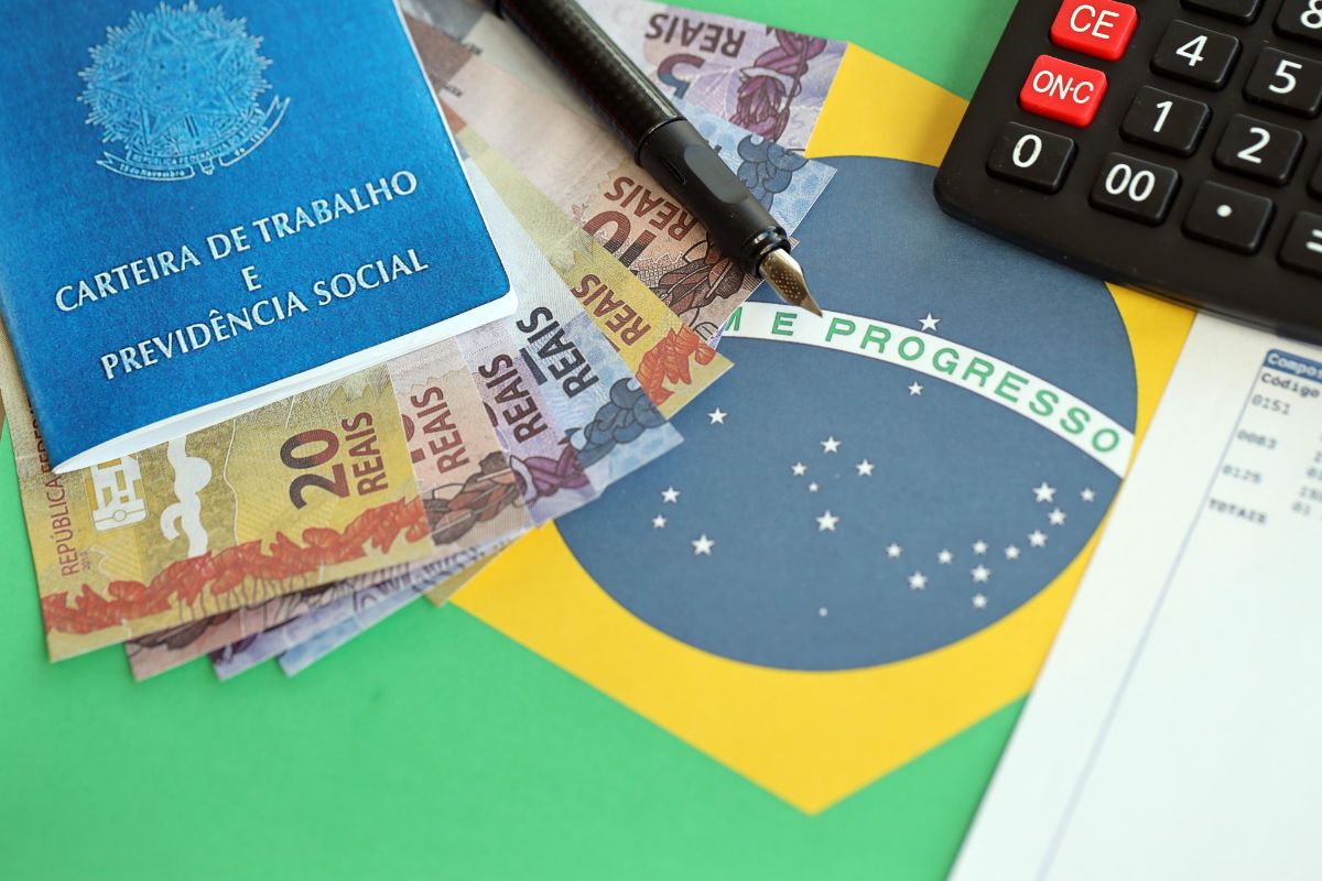 MEI lidera abertura de empresas no Brasil; entenda o pagamento obrigatório dos tributos