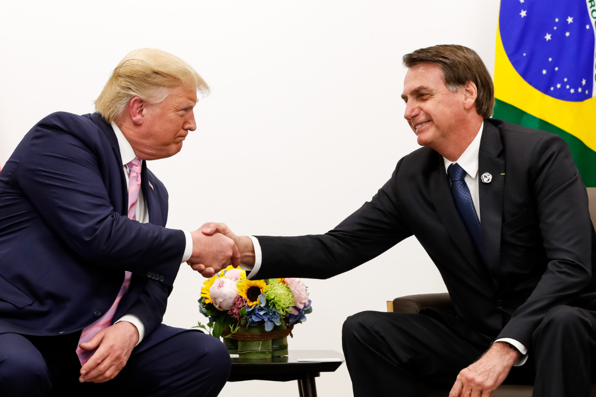 “Brasil teve sucesso onde a América falhou”, afirma New York Times sobre condenação de Bolsonaro
