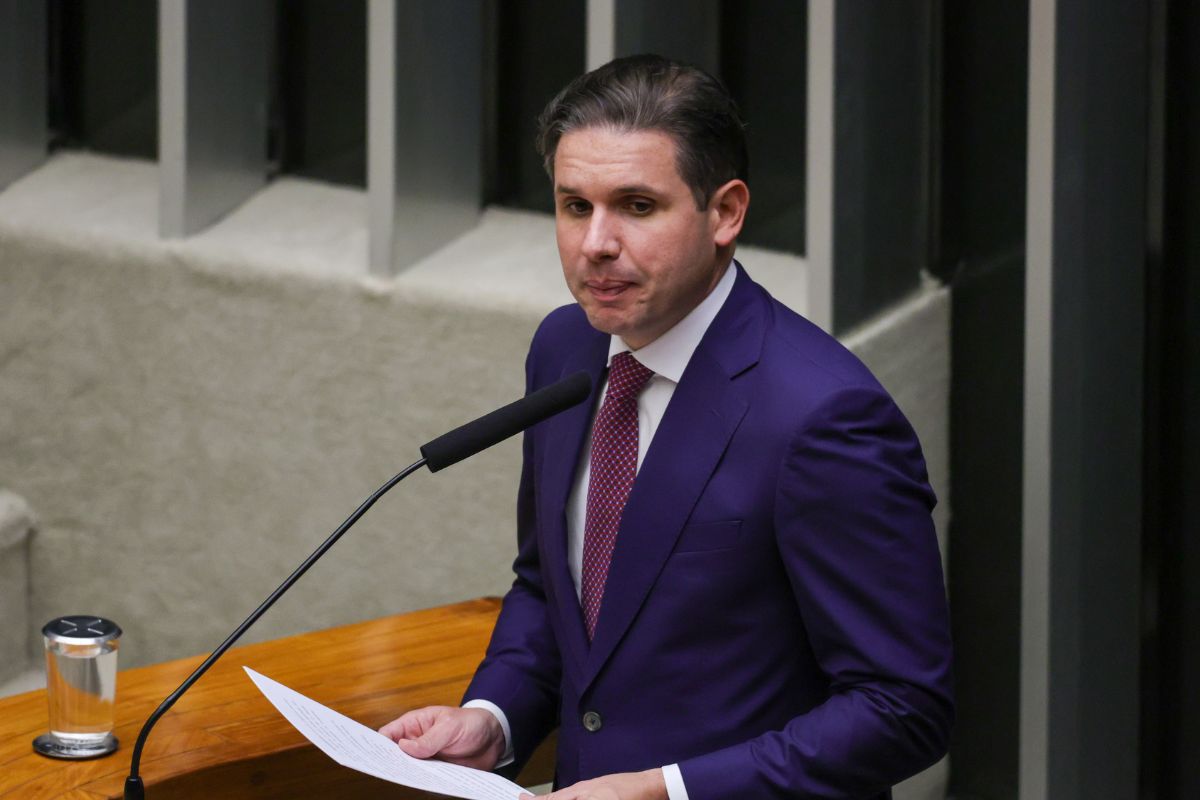 Morning Call: Hugo Motta garante que PEC do fim da escala 6×1 será votada até o fim de maio