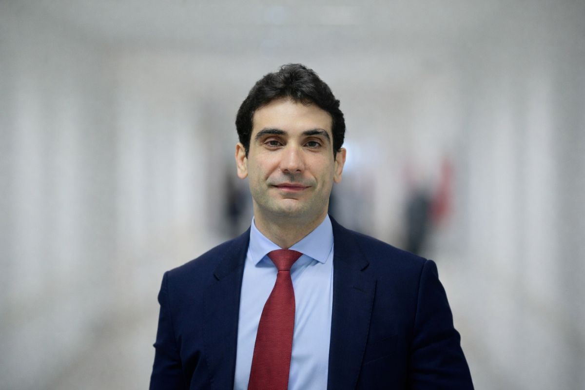 Galípolo aponta “calibragem” como eixo da política monetária e indica cautela nos juros até 2027