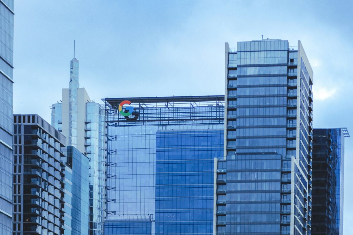 STF discute prazo de 60 dias para adequação das big techs; veja o que pode mudar