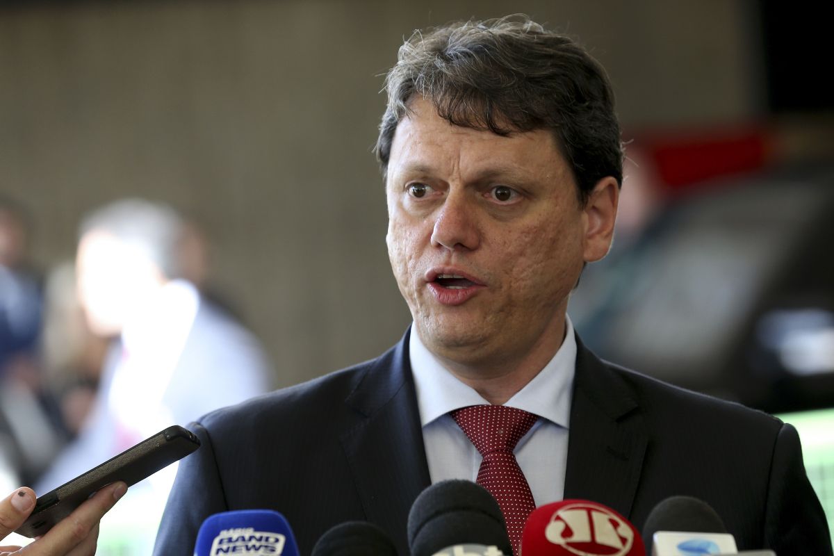 Quaest testa nova pesquisa eleitoral sem Tarcísio como candidato à presidência