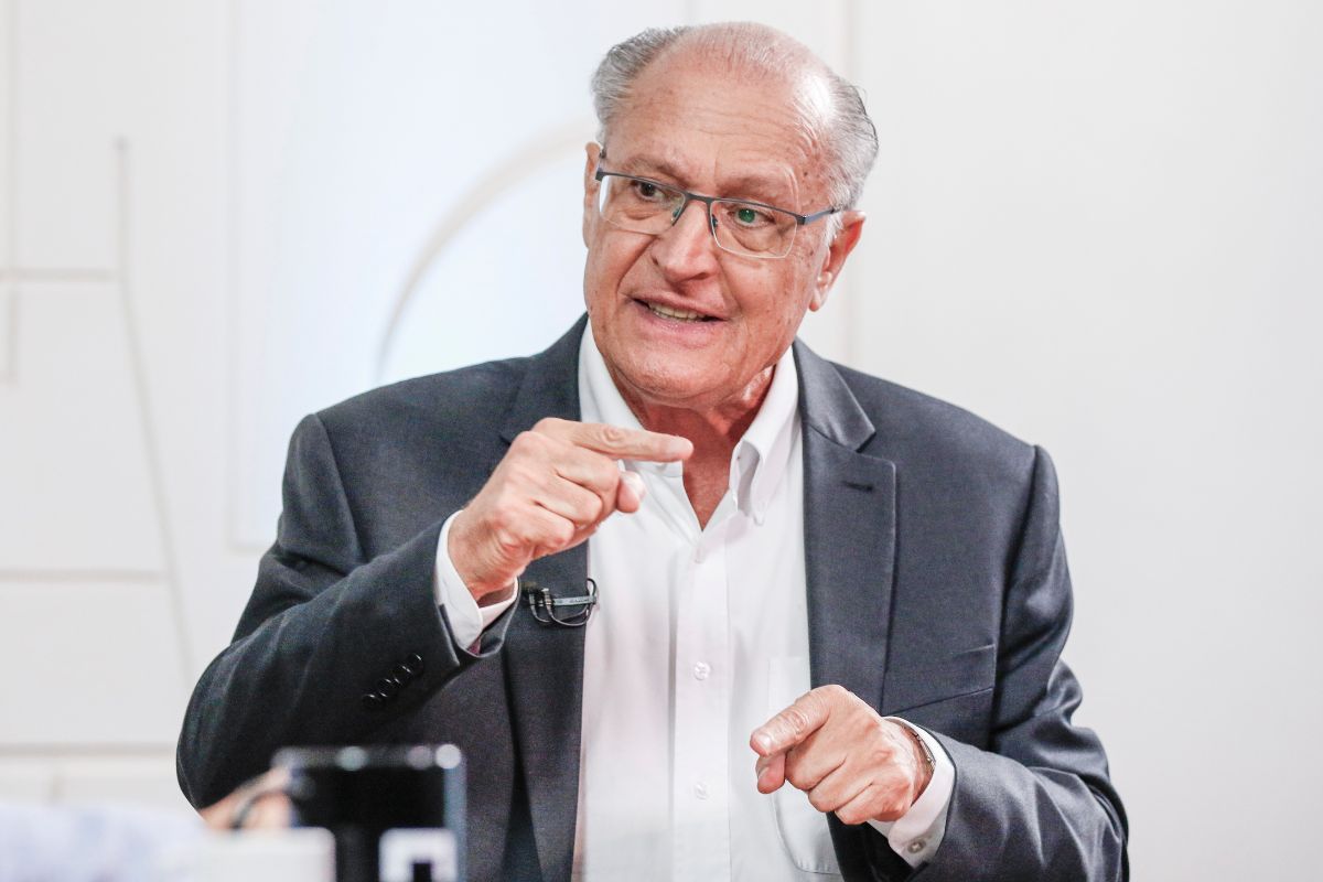 Geraldo Alckmin é confirmado como vice da chapa da reeleição de Lula. Quem é ele e o que defende?