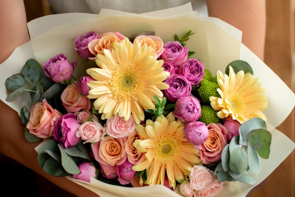 Dia dos Namorados movimenta mercado de flores nacional