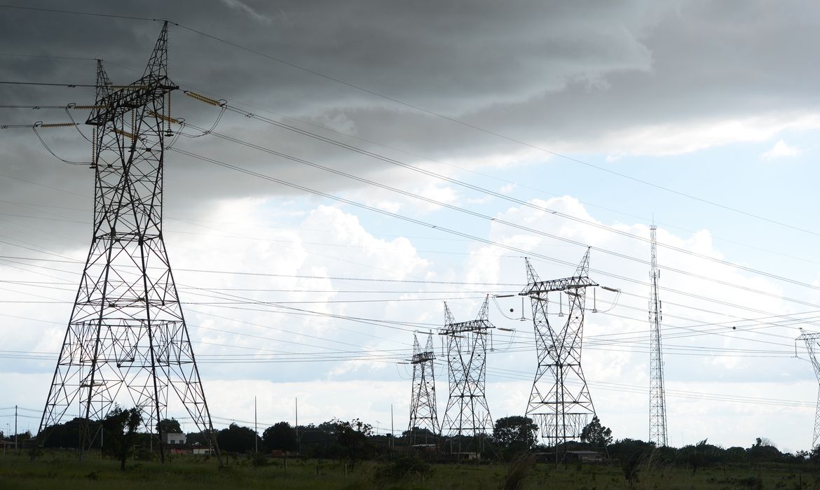 STF exclui setor de energia elétrica de lei do Pará sobre taxa de religação de serviços essenciais