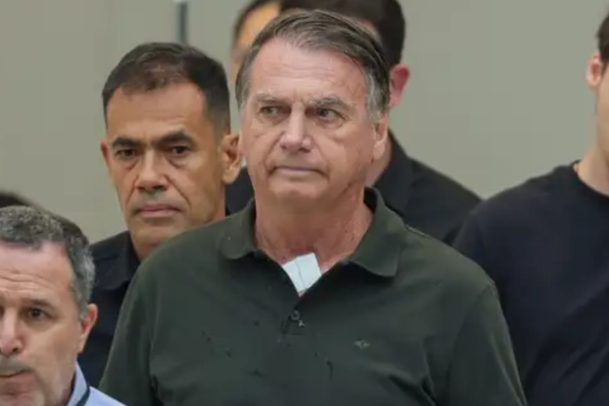 Bolsonaro pode perder a patente militar; veja como vai funcionar o julgamento