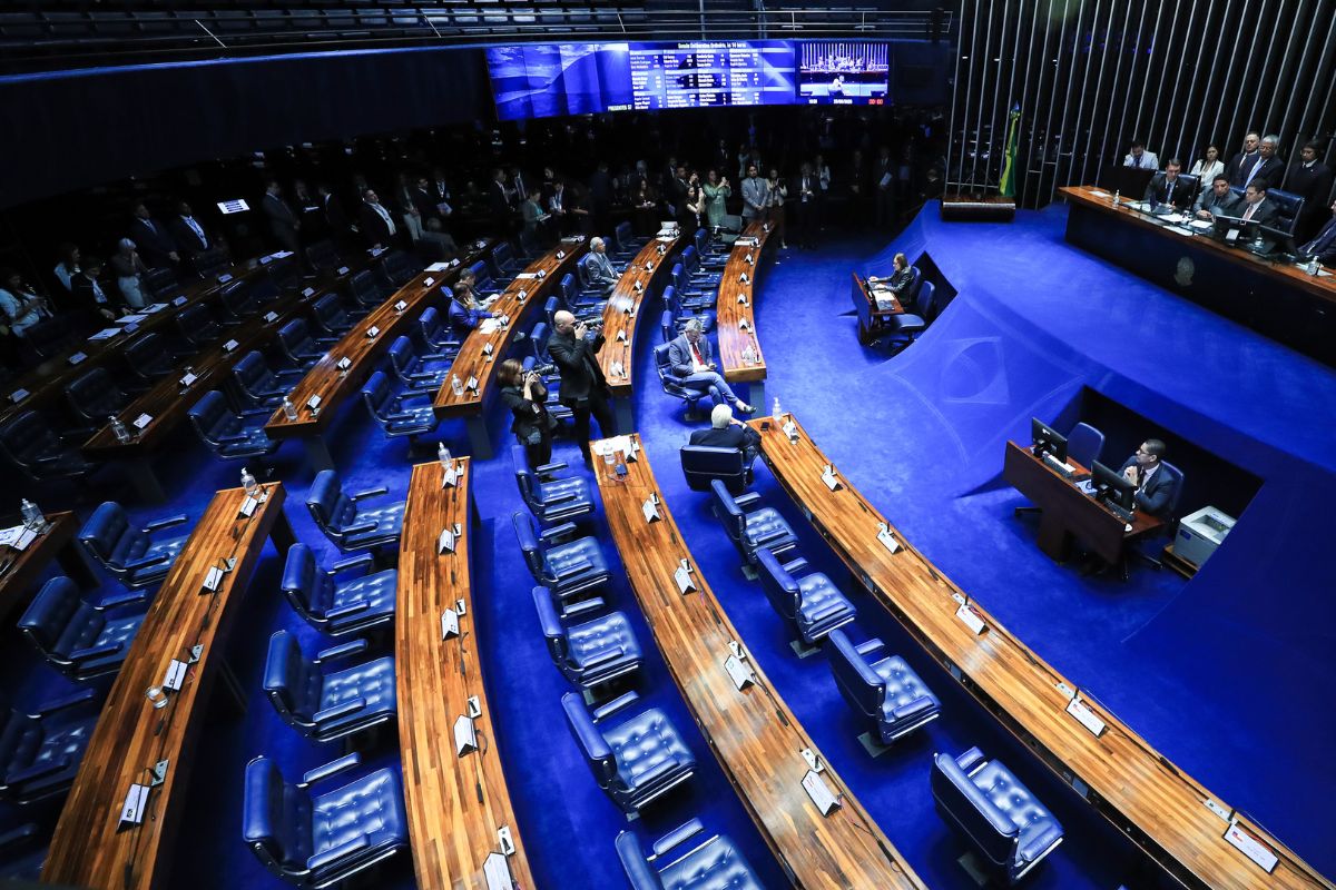 Comissão do Senado marca encontro com Alexandre de Moraes para tratar de presos do 8 de janeiro