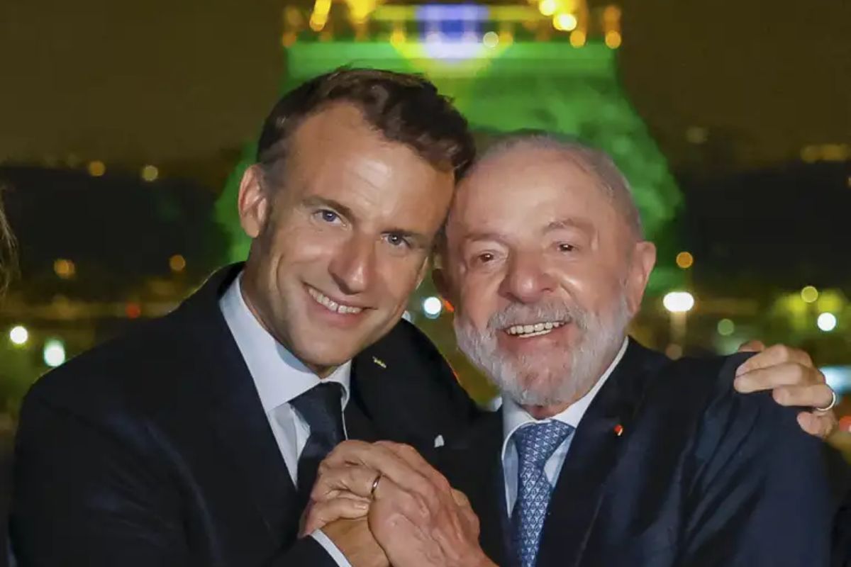 Lula e Macron conversam por telefone sobre Conselho da Paz, Venezuela e acordo UE-Mercosul