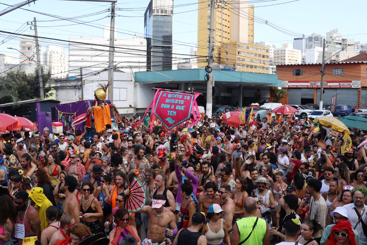 Custo do Carnaval cresce 80% em dez anos, revela estudo