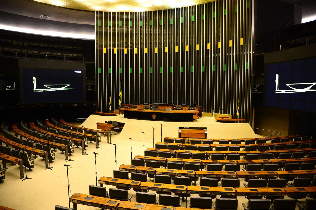 Projetos, PECs e MPs: o que ficará para depois do recesso do Congresso Nacional?