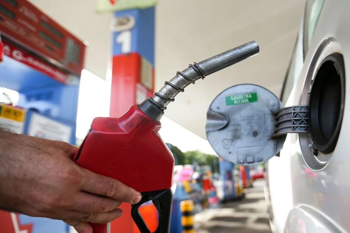 Durigan adia retirada de MP dos subsídios e cita cautela da alta do petróleo