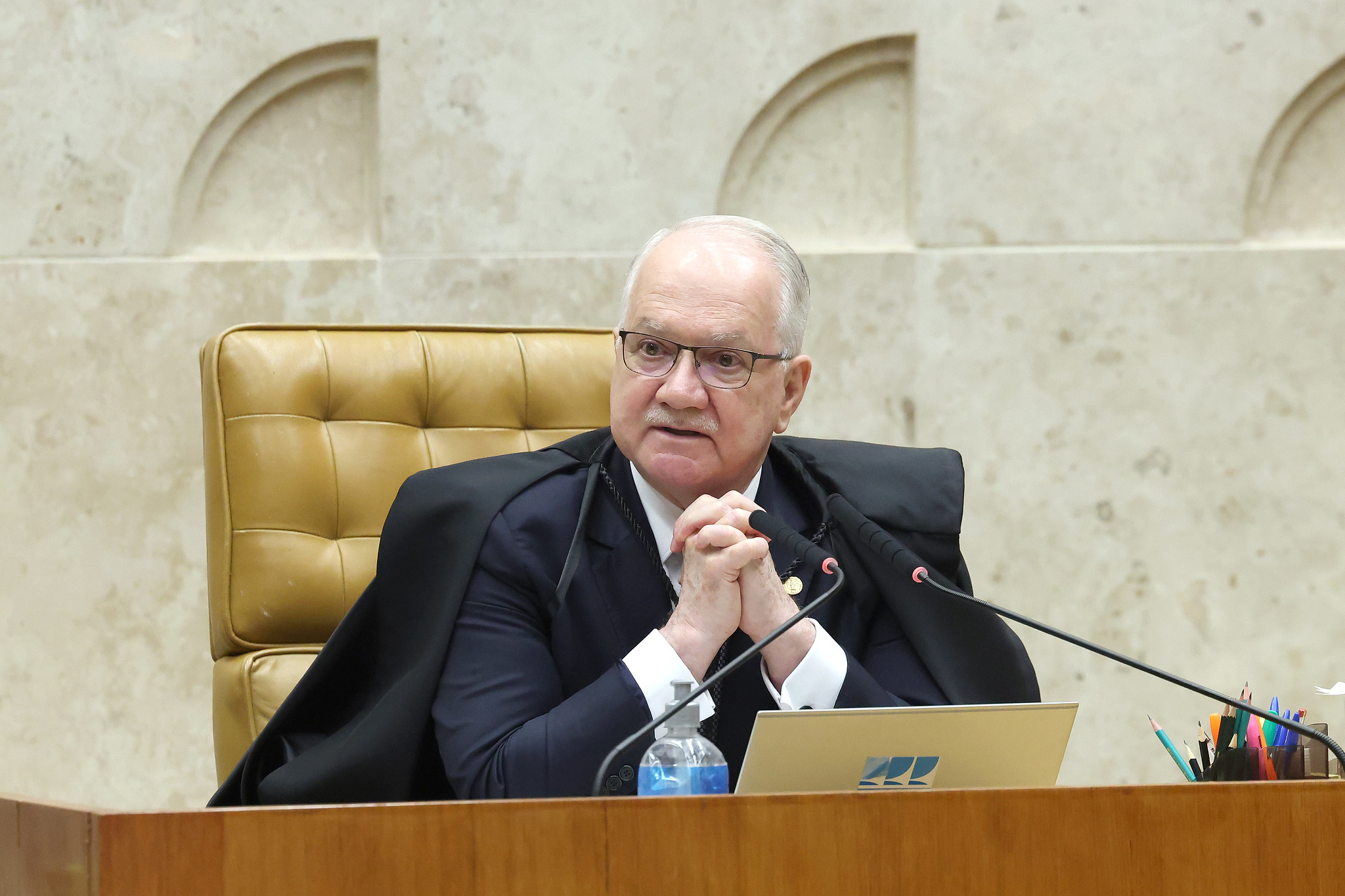 Fachin tem sido criticado por todos os lados