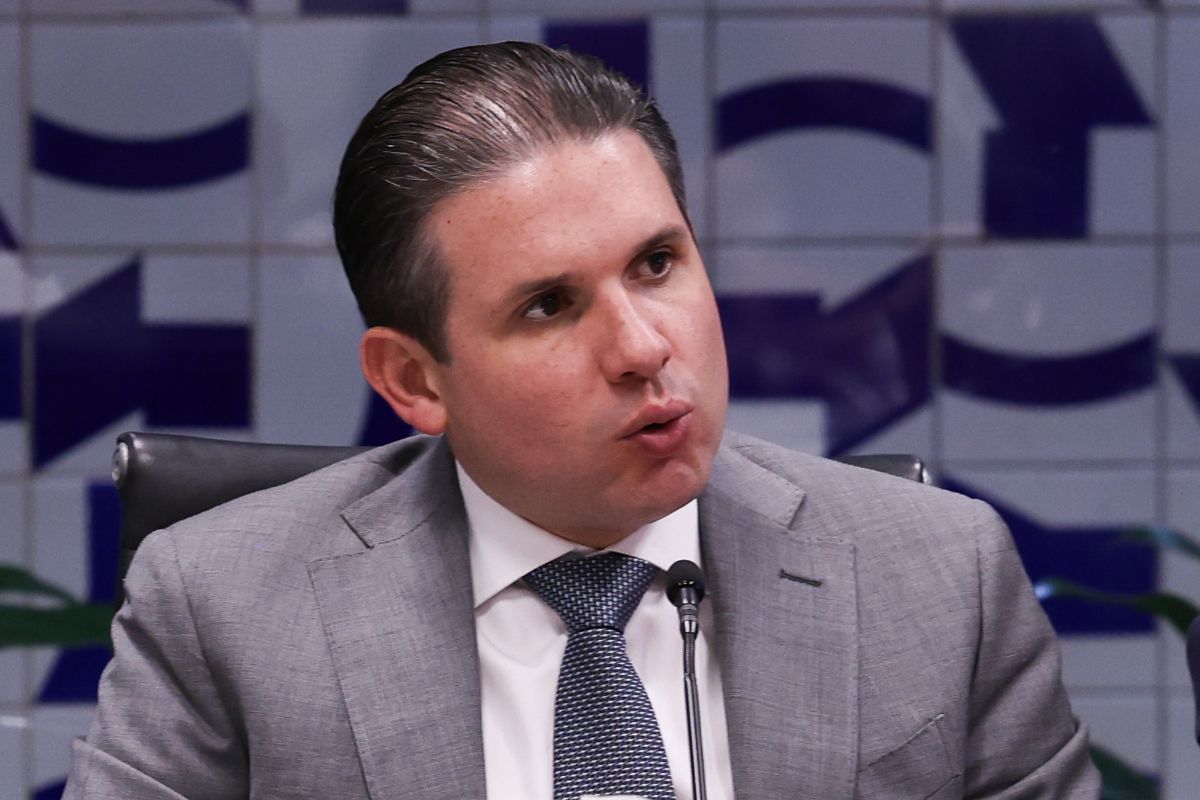 E lá vamos de escala 6×1 novamente