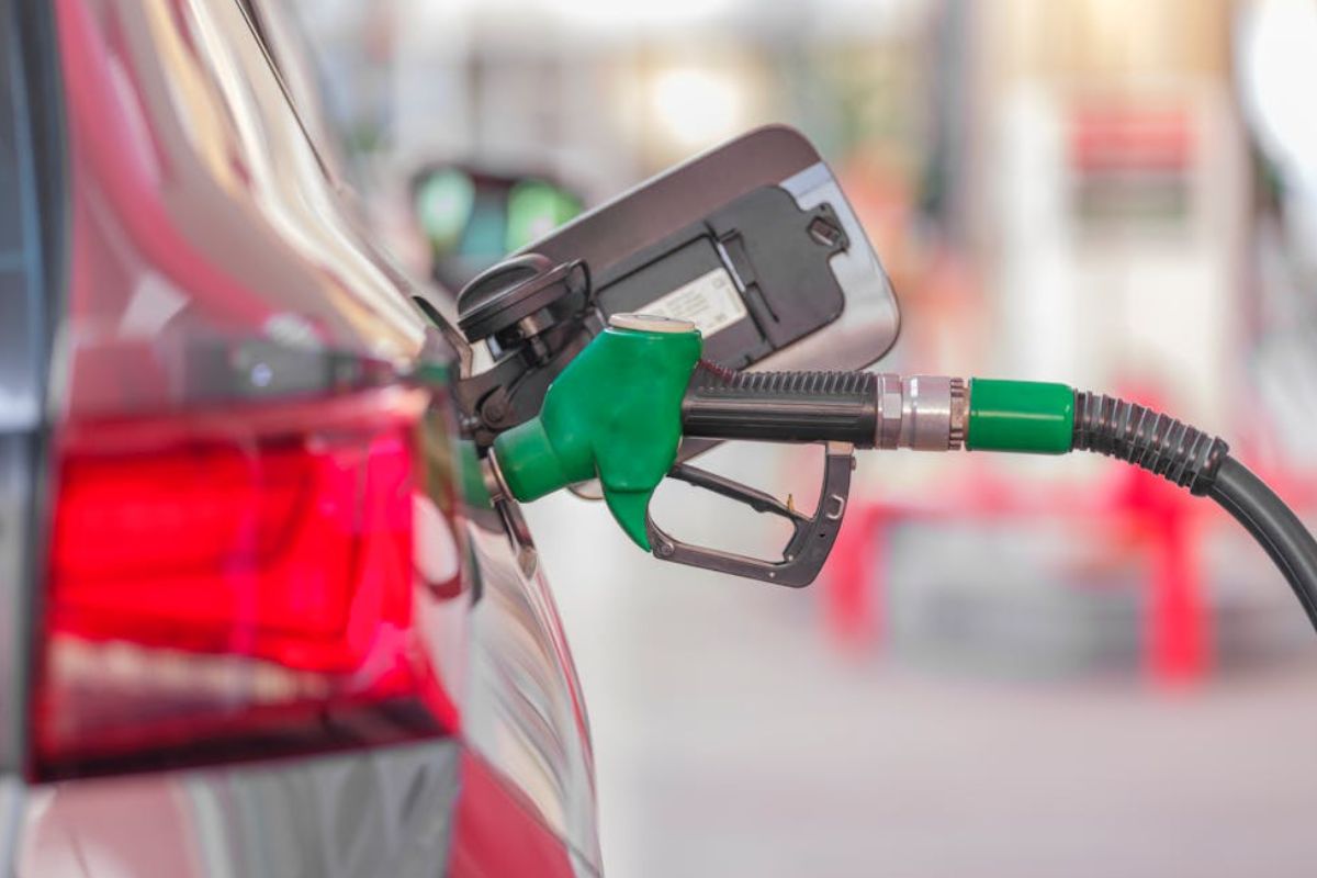 Crise no Oriente Médio provoca mudança histórica nas importações de diesel do Brasil