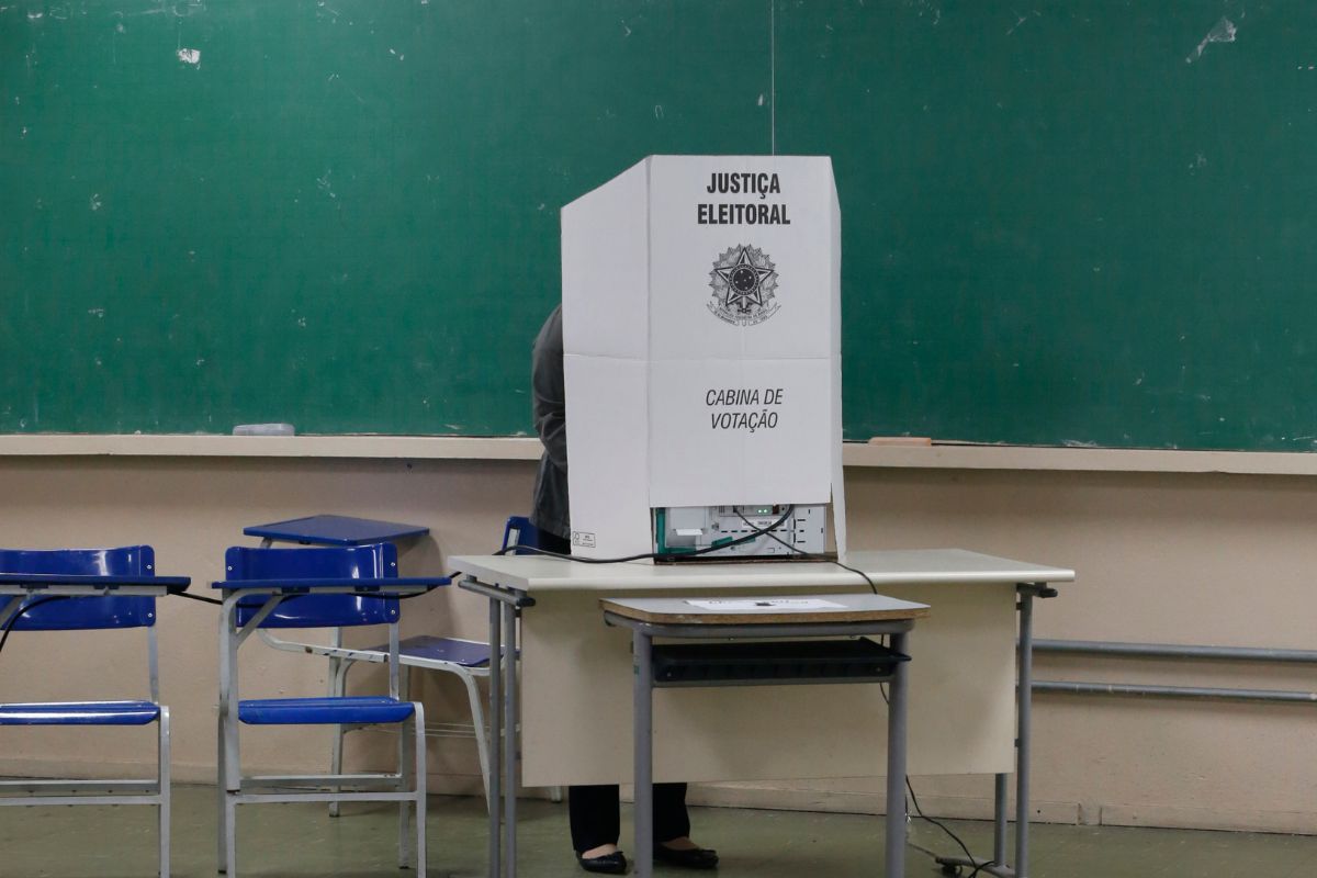 Partidos brasileiros: entenda o significado das siglas