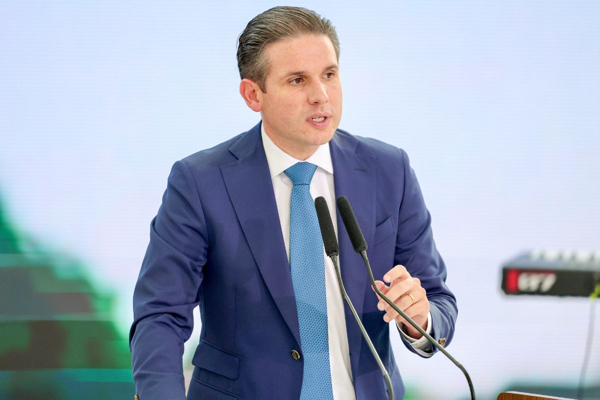 Hugo Motta nega pressa na tramitação do fim da escala 6×1 e reforça importância da PEC da Segurança Pública