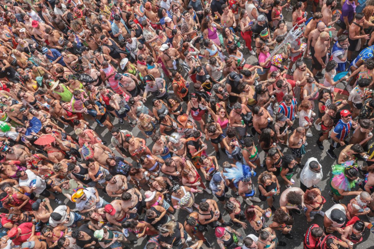 Estrangeiros devem deixar no Brasil cerca de US$ 185 milhões, durante o Carnaval de 2026
