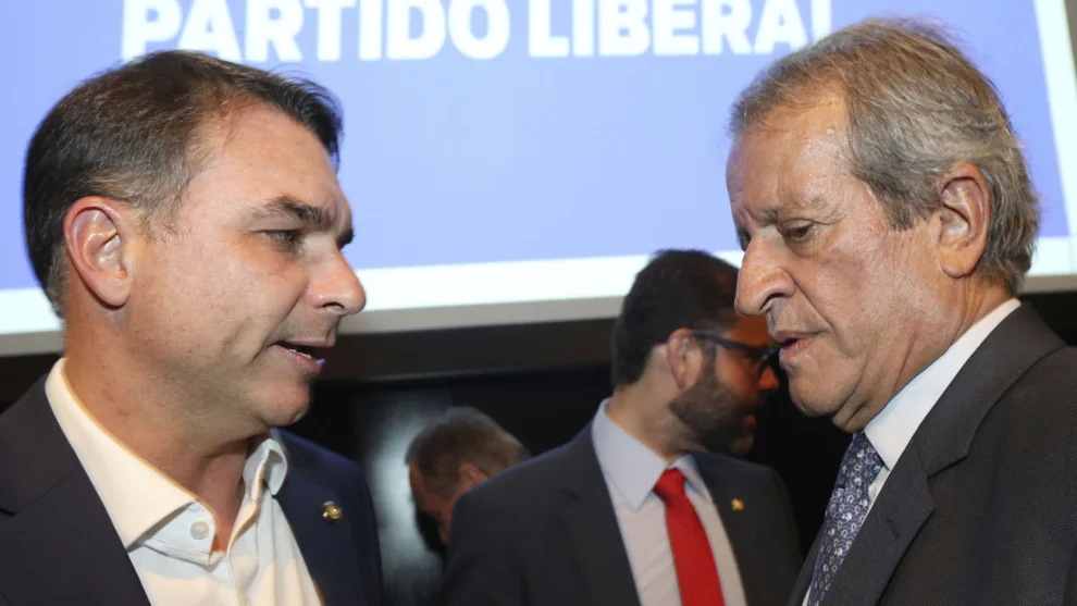 Valdemar explica ultimato a Flávio após polêmica sobre o filme Dark Horse