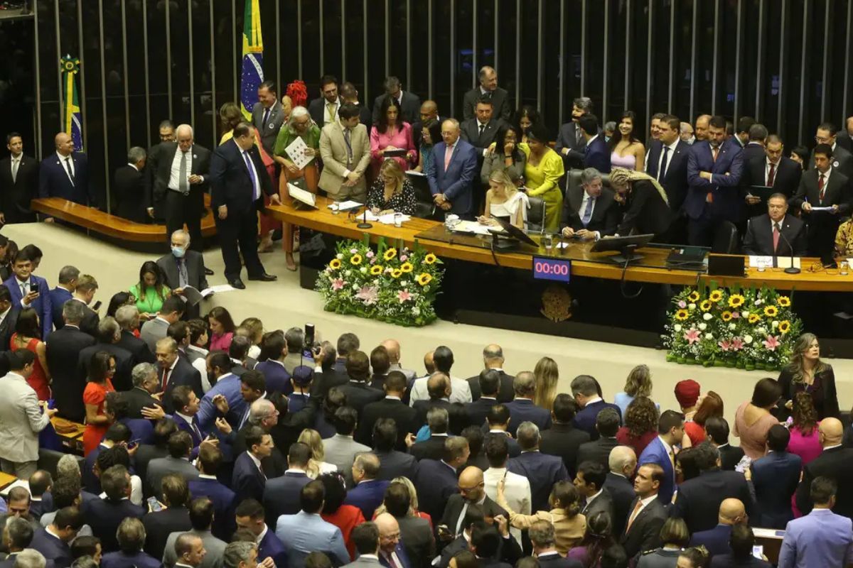Comissão da Câmara aprova prioridade na restituição do IR para vítimas de desastres naturais