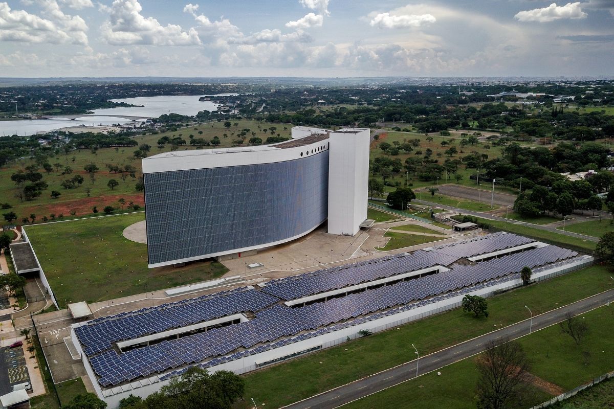TSE quer criar equipe especializada para barrar vídeos, imagens e áudios falsificados nas eleições