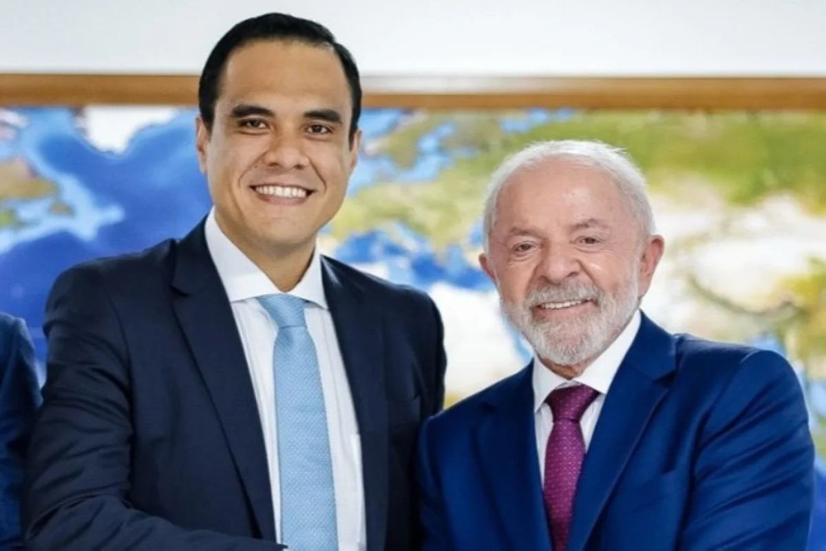 Lula dá posse a Gustavo Feliciano no Ministério do Turismo nesta terça
