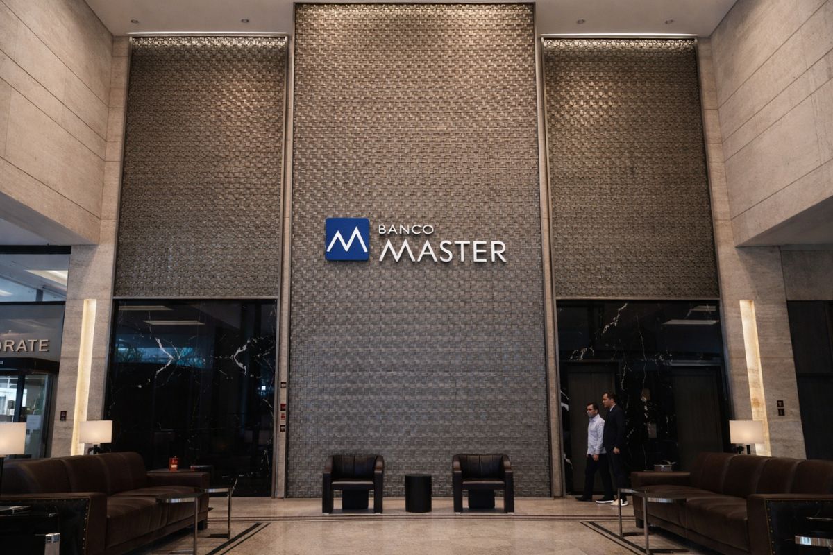 PF avalia suspender confronto direto no caso Banco Master
