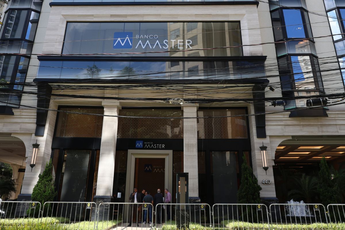 Quatro investigados ligados ao Master e ao BRB falam à PF no STF nesta terça (27)